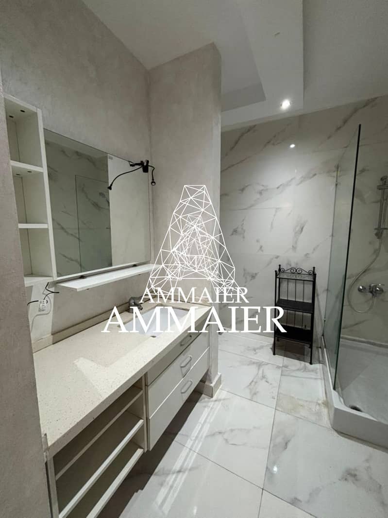 8 a0a13748-11aa-4893-beca-ea75fe02088a. jpg