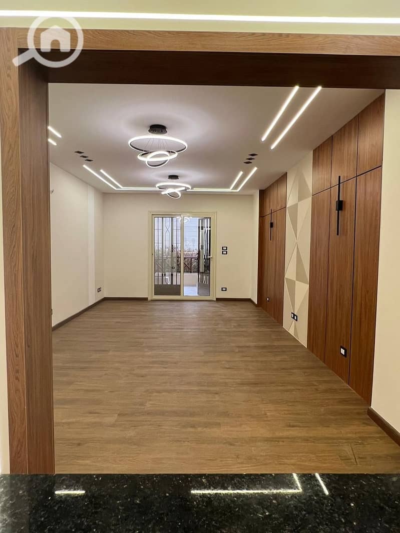 2 13ffc41c-6533-4dac-8cc0-3ab3ca2e7d97. jpeg