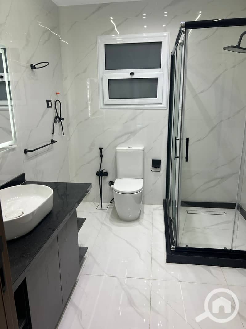 8 9ee1e294-3b81-4343-a904-287f6edea461. jpeg