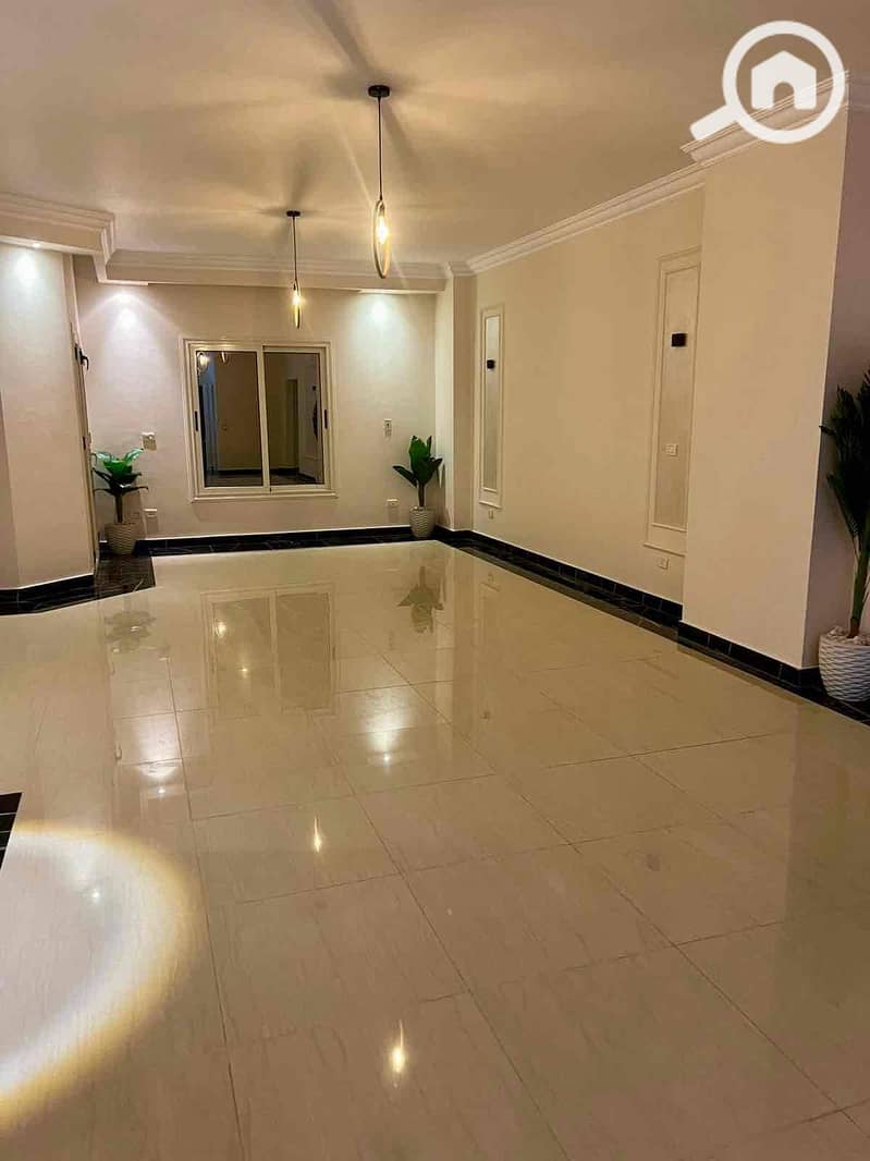 9 077baefa-e897-4d23-9c0e-d6614ba1d3ab. jpg