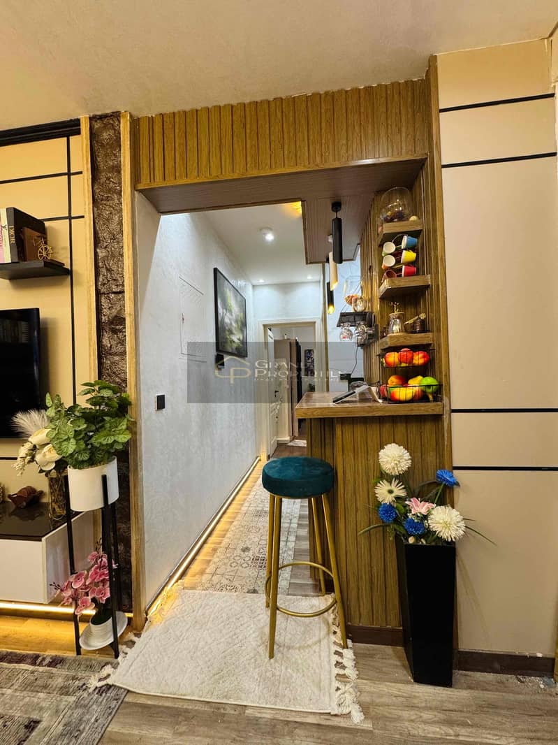 7 d1e3ea5a-2b0e-452e-b3f4-2f538b1c9fdf. jpg