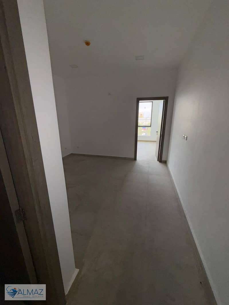 2 WhatsApp Image 2025-11-30 at 3.23. 49 PM (1). jpeg