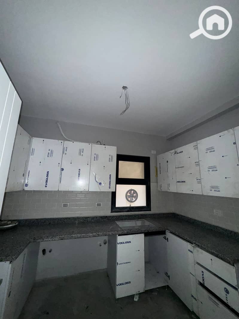 3 WhatsApp Image 2025-11-30 at 15.38. 53_ec6fcc29. jpg