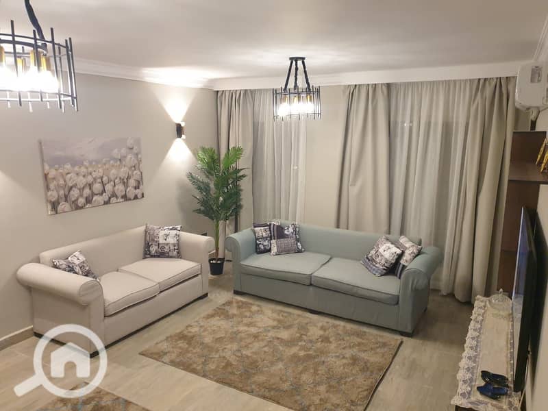 4 b32aae31-5102-462d-921c-2e32fbce6382. jpeg