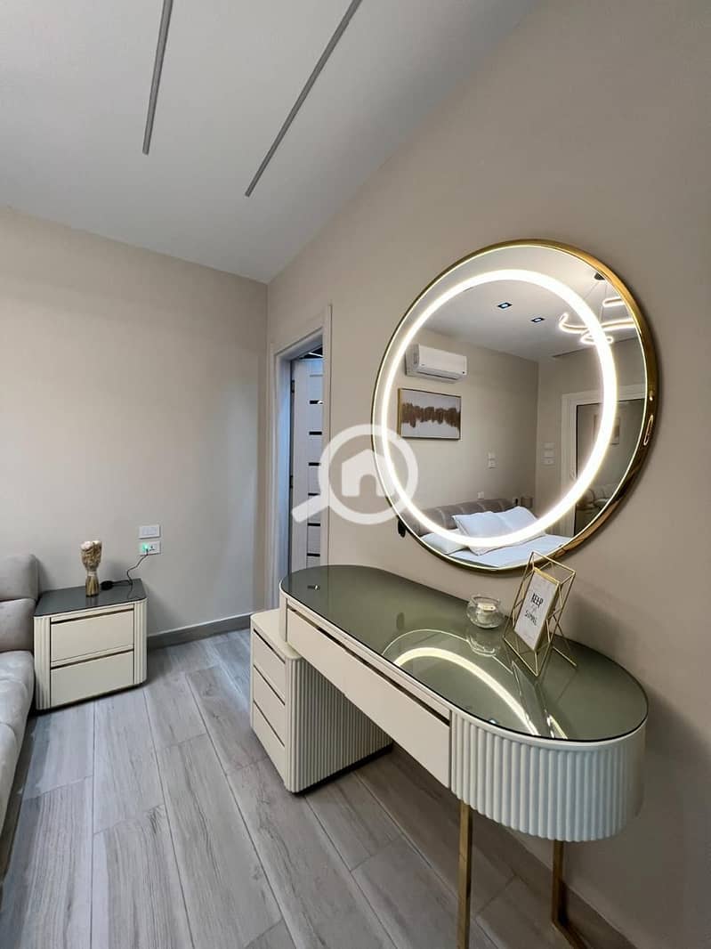 8 WhatsApp Image 2025-11-30 at 15.38. 58 (1). jpeg