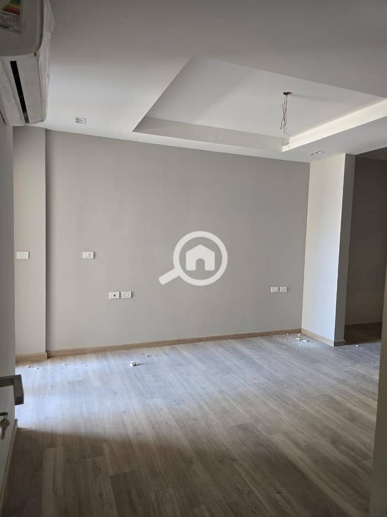 10 WhatsApp Image 2025-09-16 at 14.57. 42_60c1da0d. jpg