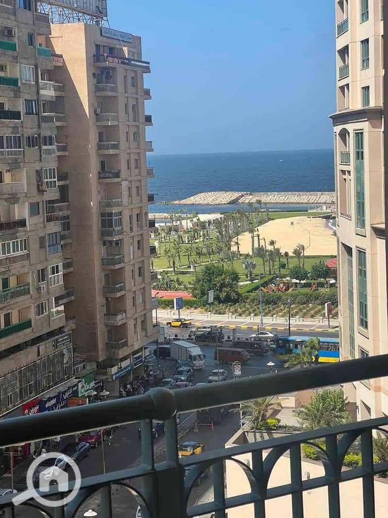 9 67429bd1-a5f5-4ce9-b7e0-7bd4c5f88d85. jpg