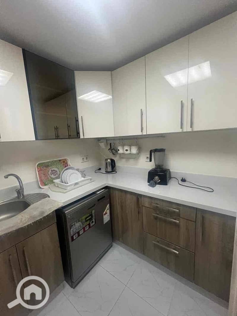 13 da8aed6b-7074-424d-827a-f311c7ea057b. jpg