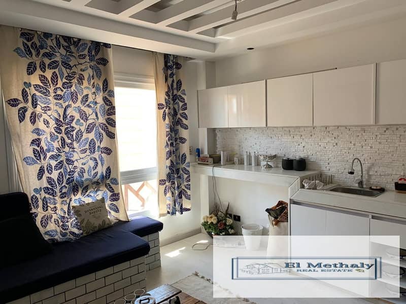 3 0fc72e79-67aa-47a4-82c7-5385c63192b5. jpg