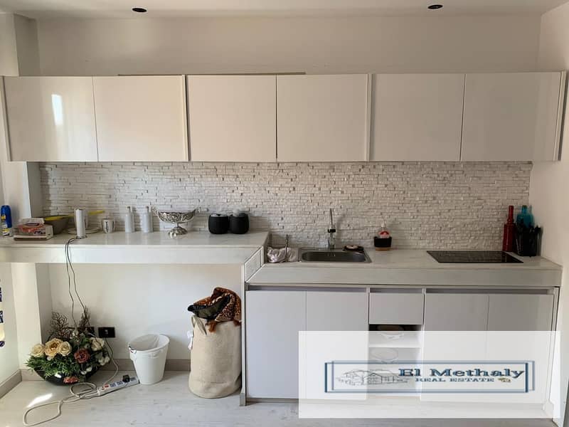 11 8d82f2c9-2723-4048-86db-140f469cb0b6. jpg