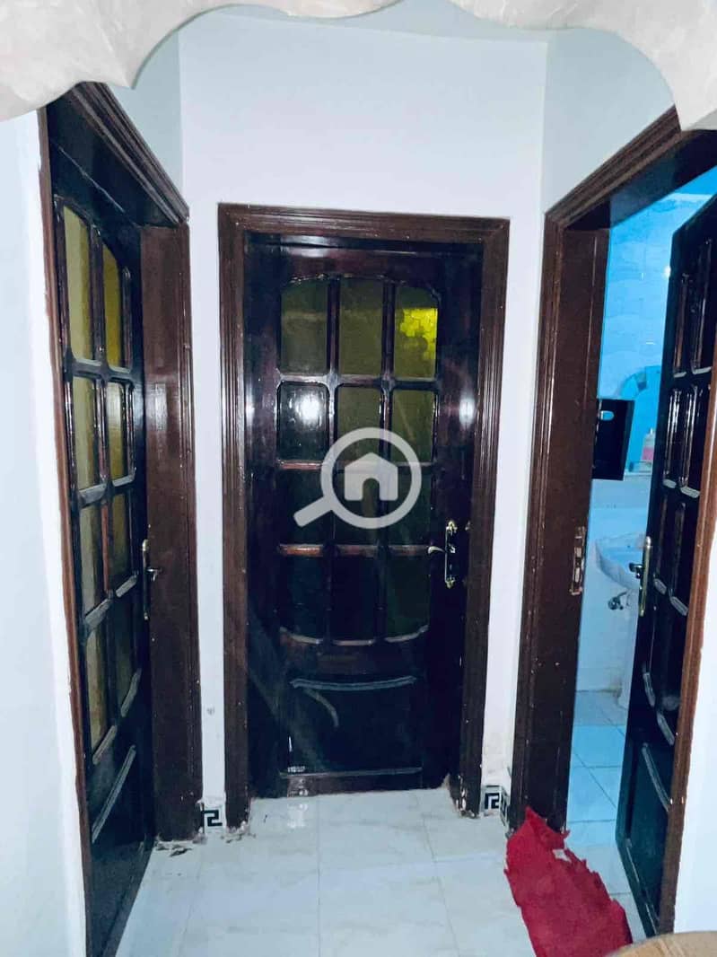 7 cf3e3240-7827-446c-a435-a3785f981477. jpg