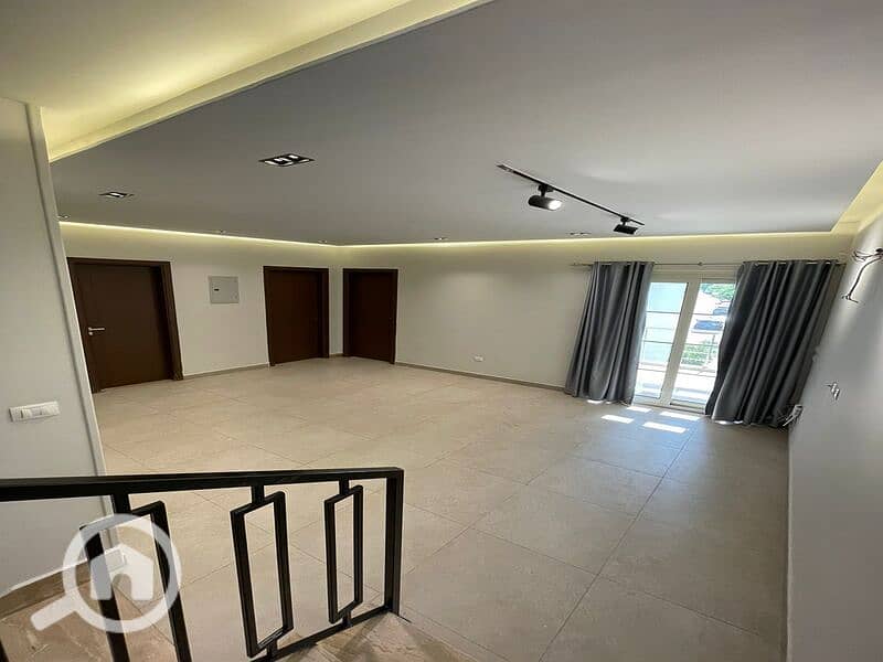 18 WhatsApp Image 2025-10-27 at 1.42. 10 PM. jpeg