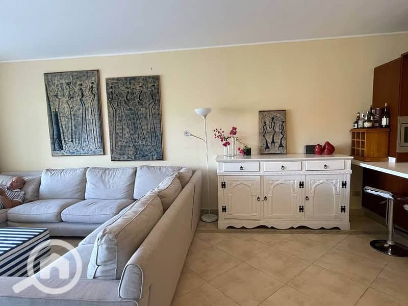 10 584035790_1351734459952568_6927308239142978125_n. jpg