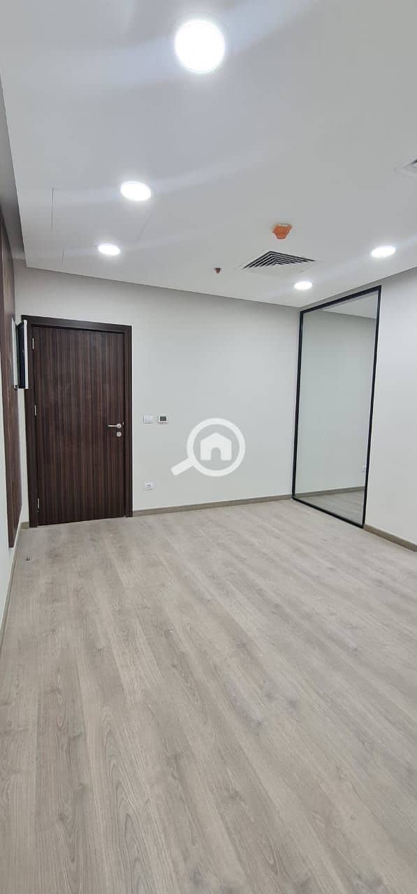 5 maktab trivv 6. jpg