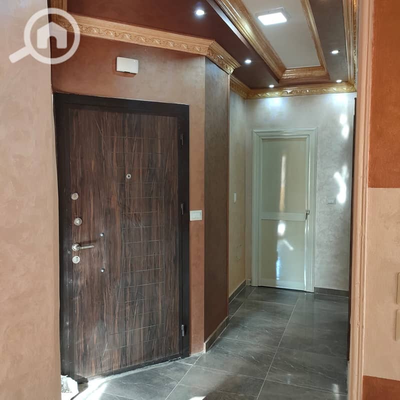 8 WhatsApp Image 2025-11-29 at 15.00. 30 (1). jpeg