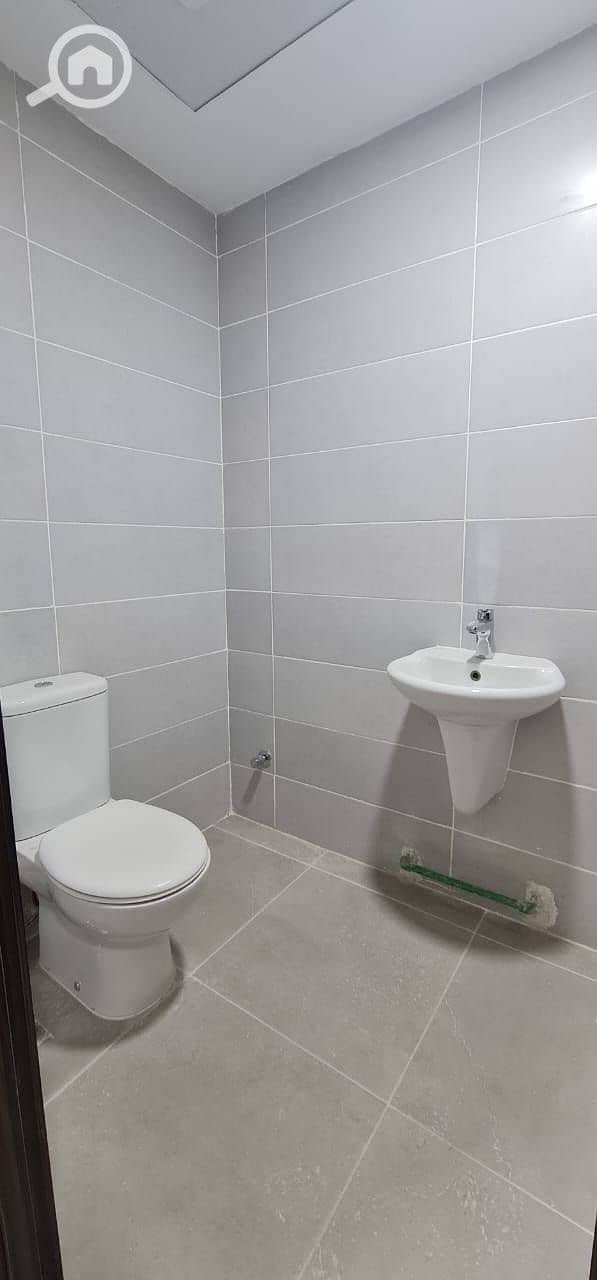 8 maktab trivv 11. jpg