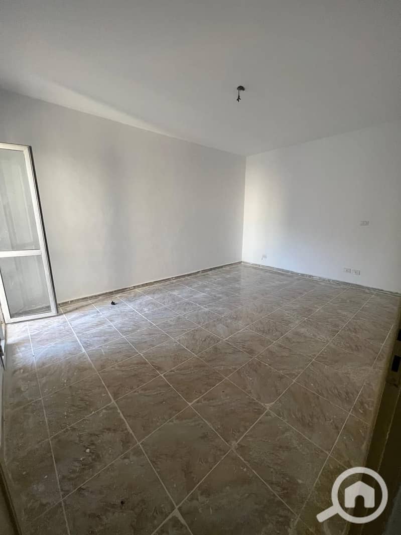 4 3013915b-e397-4d29-acab-af8ab1adec0a. jpeg