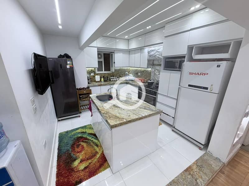 7 486d3199-0422-4996-b17b-09b26ec78f86. jpeg