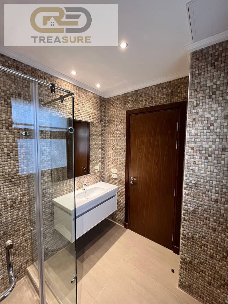 10 WhatsApp Image 2025-11-27 at 2.49. 44 PM. jpeg