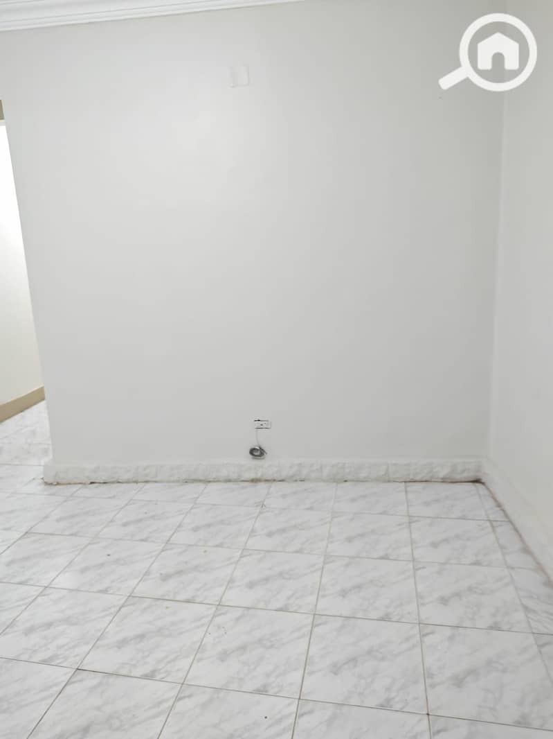 9 WhatsApp Image 2025-11-28 at 00.55. 27 (1). jpeg