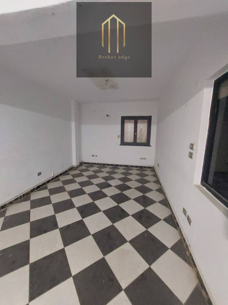 1000479394. jpg 1000479394. jpg