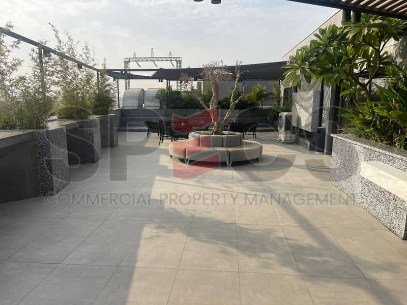 4 71d28d9f-260a-49eb-b4aa-28744fadf7b3. jpeg