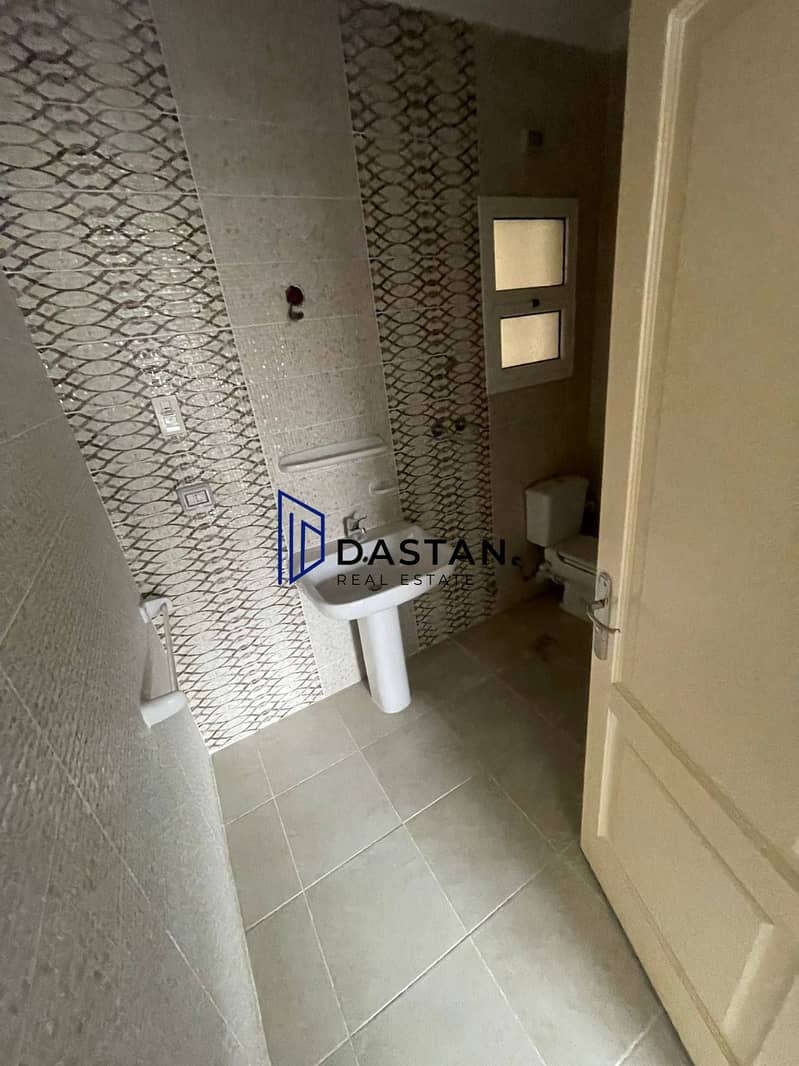 8 472266609_1293414225233990_8376046930307788948_n. jpg