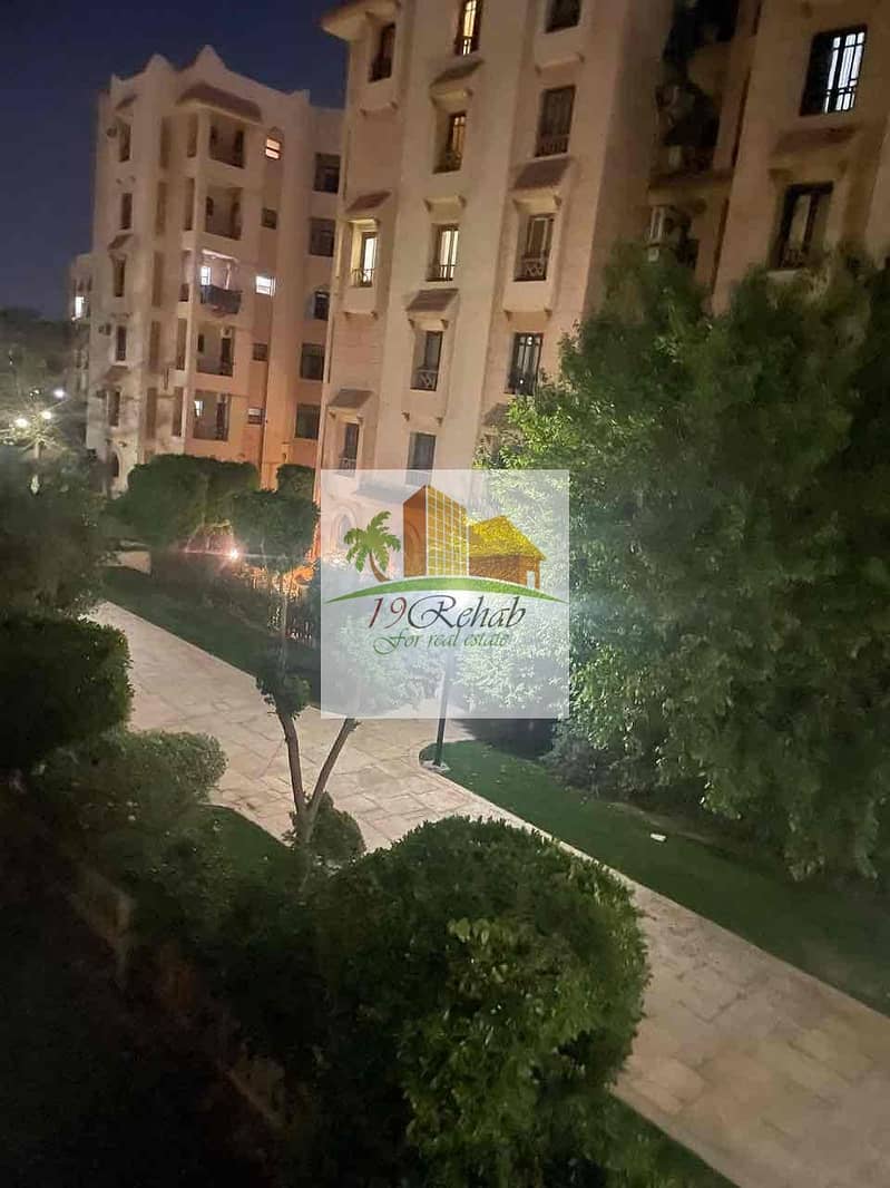 8 2f22d007-b253-44cb-8ac6-28a85fe7eab2. jpg