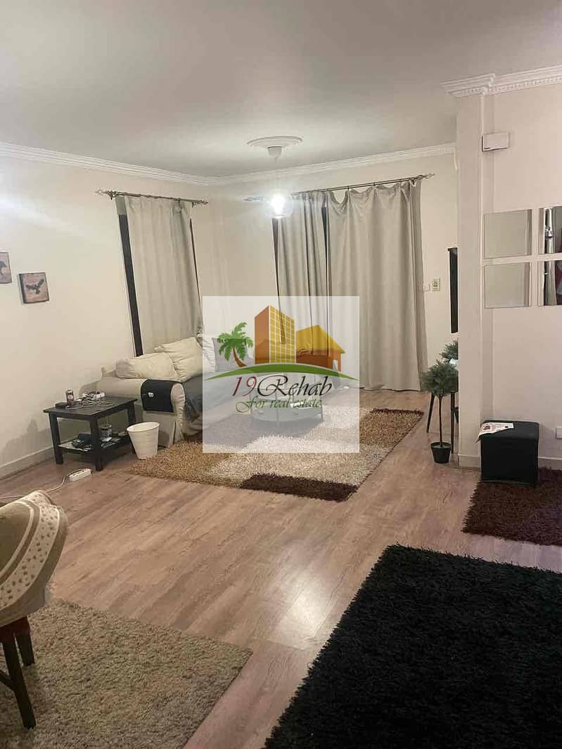 12 7e27550a-bbb1-4592-864c-7e3f7b802279. jpg