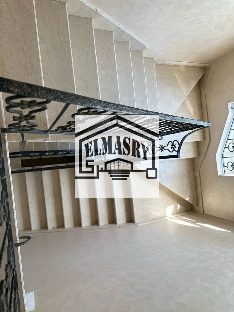 15 70910f95-0302-48b7-8b97-a37075c65e2b. jpg