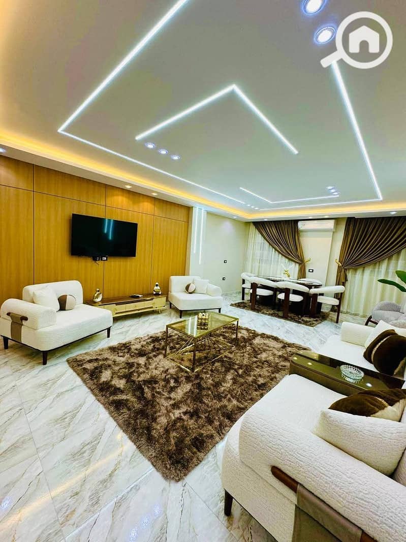 2 35f3cf9b-2f3a-4877-90f1-aed721b6f6d7. jpg