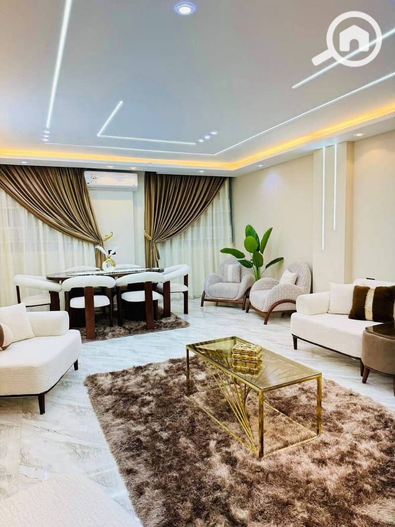 5 cb767289-99b8-43f3-94a9-b8e018243806. jpg