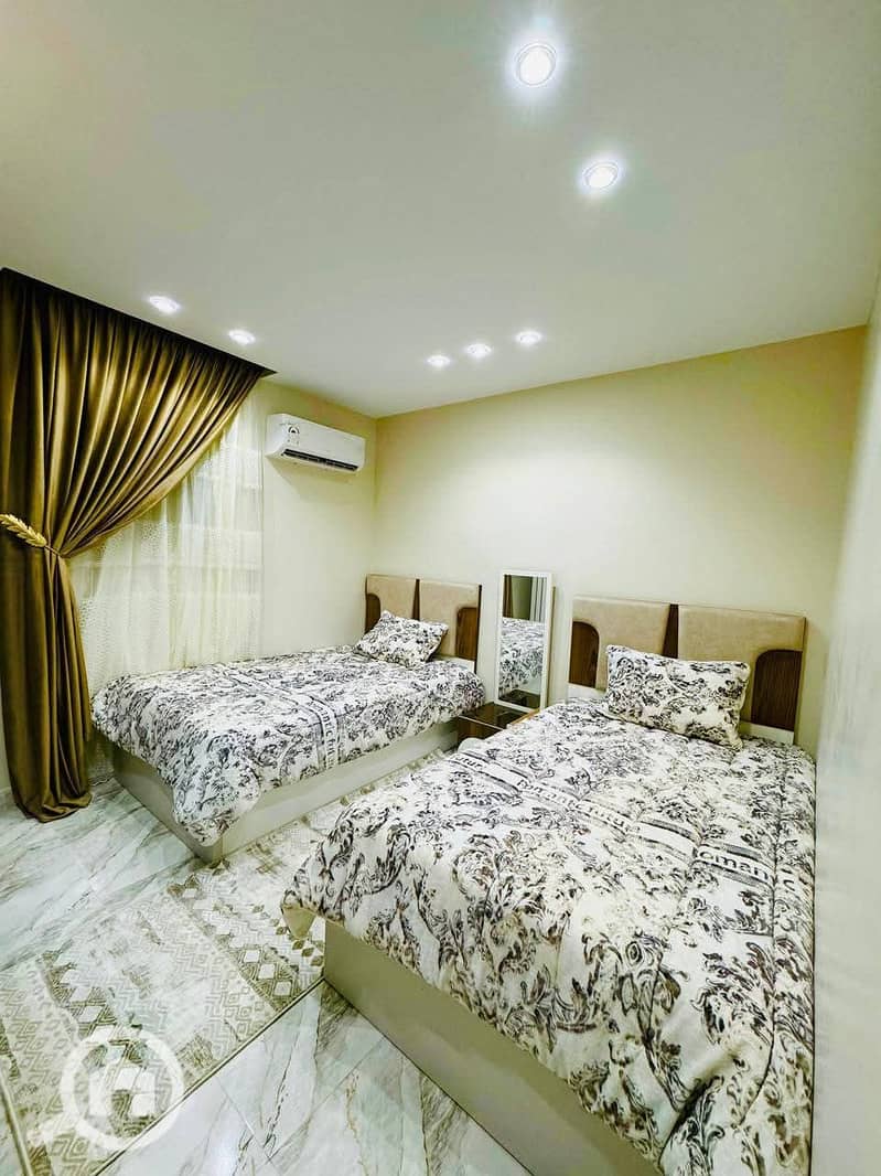 11 1e54b72d-1504-4a12-82b2-a7558a905c88. jpg