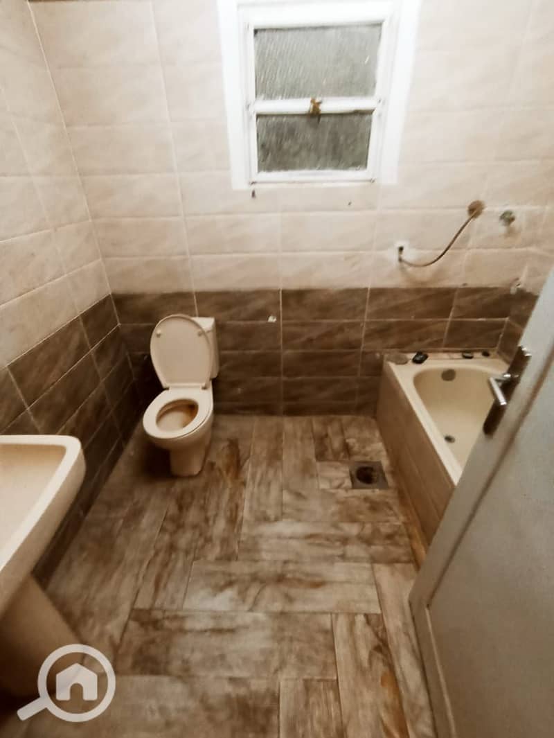 32 WhatsApp Image 2025-11-27 at 5.10. 27 PM. jpeg