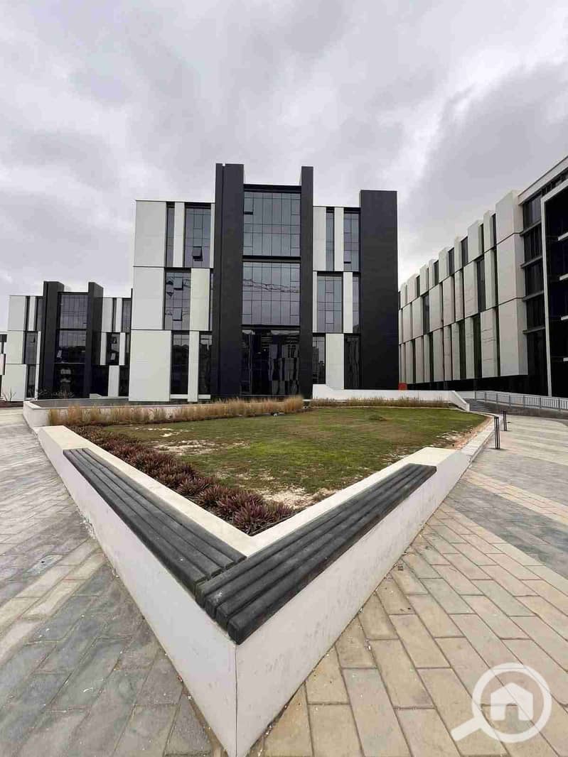 3 FB_IMG_1752412381413. jpg