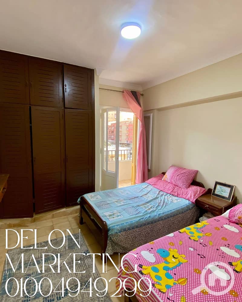 9 Clean Vintage Photo Collage Fall Fashion Instagram Post. png