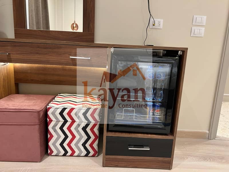 18 WhatsApp Image 2025-11-26 at 15.45. 18_11011415. jpg