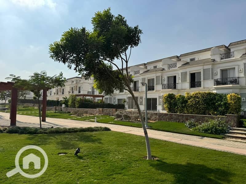 12 WhatsApp Image 2025-11-24 at 12.09. 02 PM33. jpeg