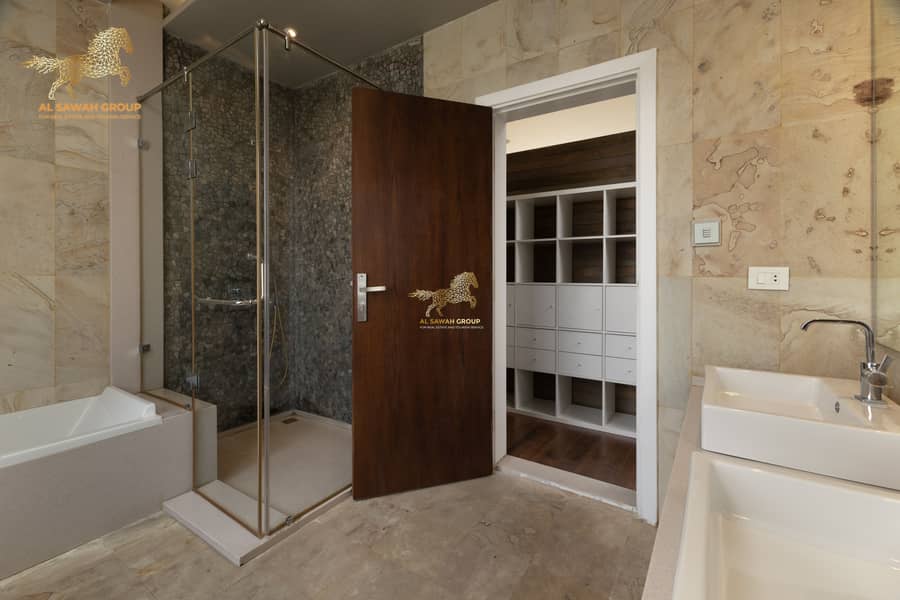 10 IMG_5720-Edit-Edit. jpg