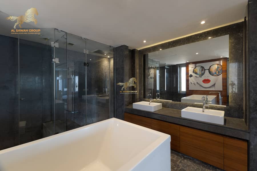 14 IMG_5771-Edit-Edit. jpg