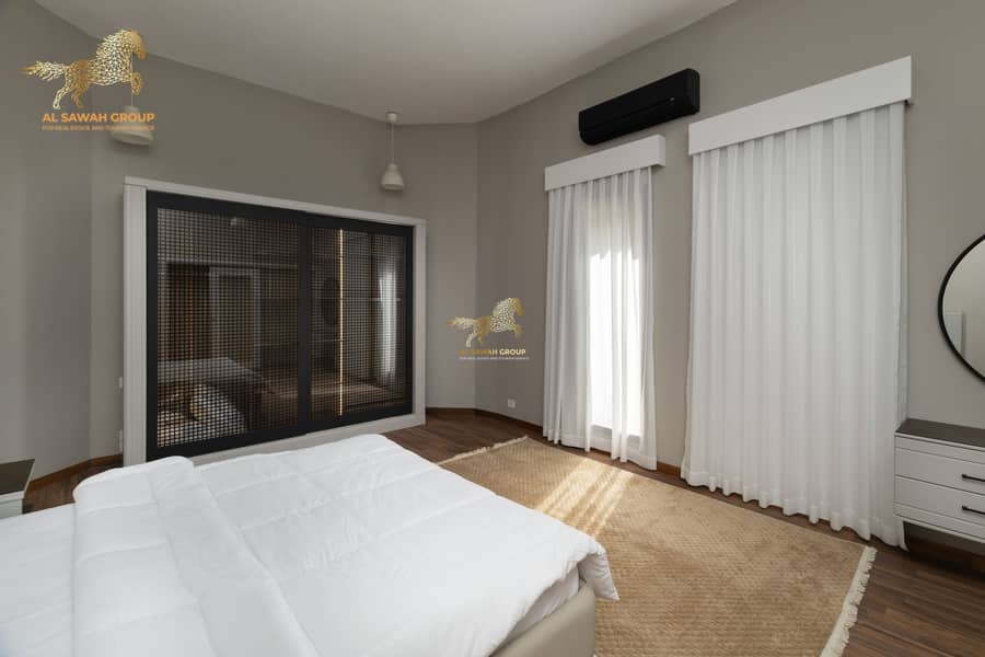 24 IMG_5899-Edit-Edit. jpg