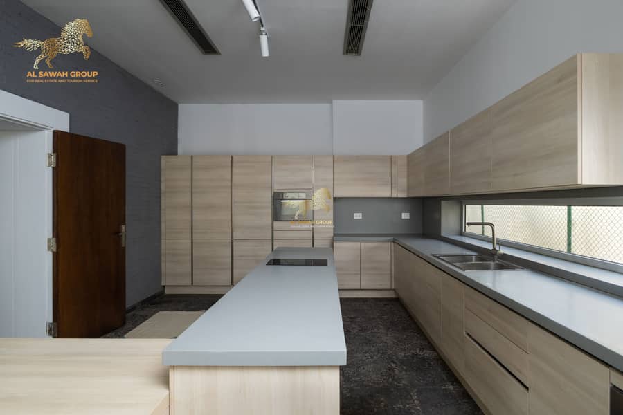 28 IMG_5930-Edit-Edit. jpg