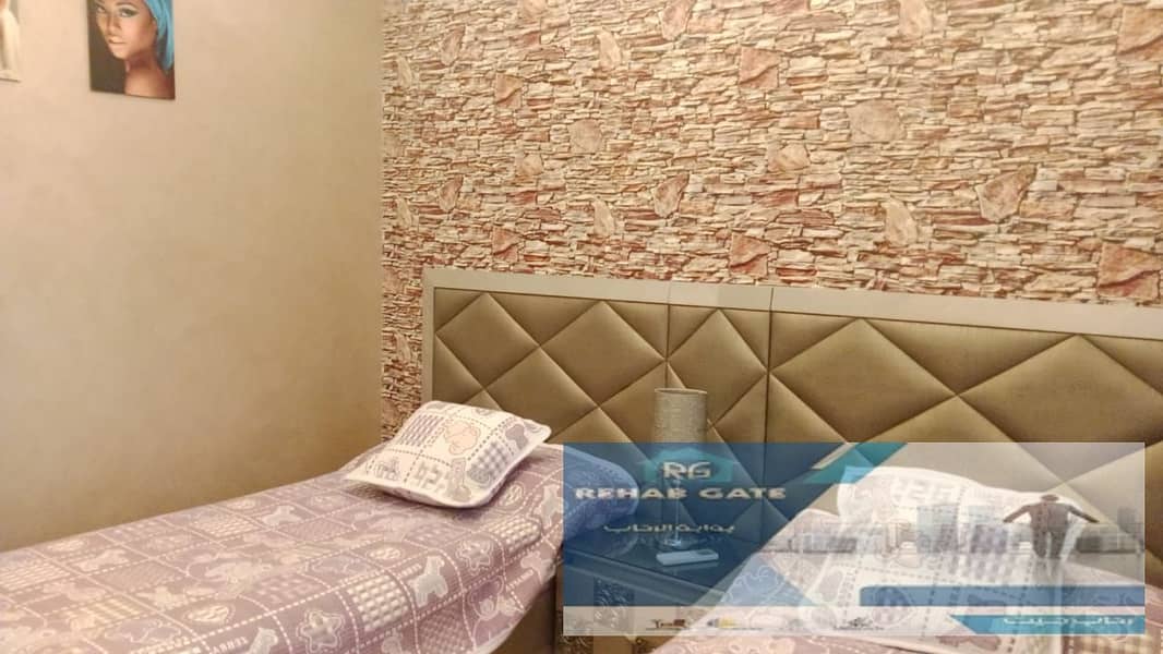 8 39d8a104-8949-4e56-8a90-80a3f8702d2e. jpg