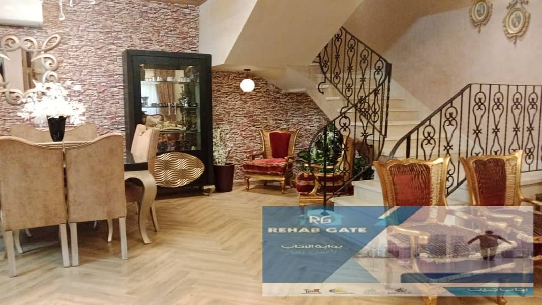 10 baa8fed0-f784-492f-a983-ce0a94986387. jpg