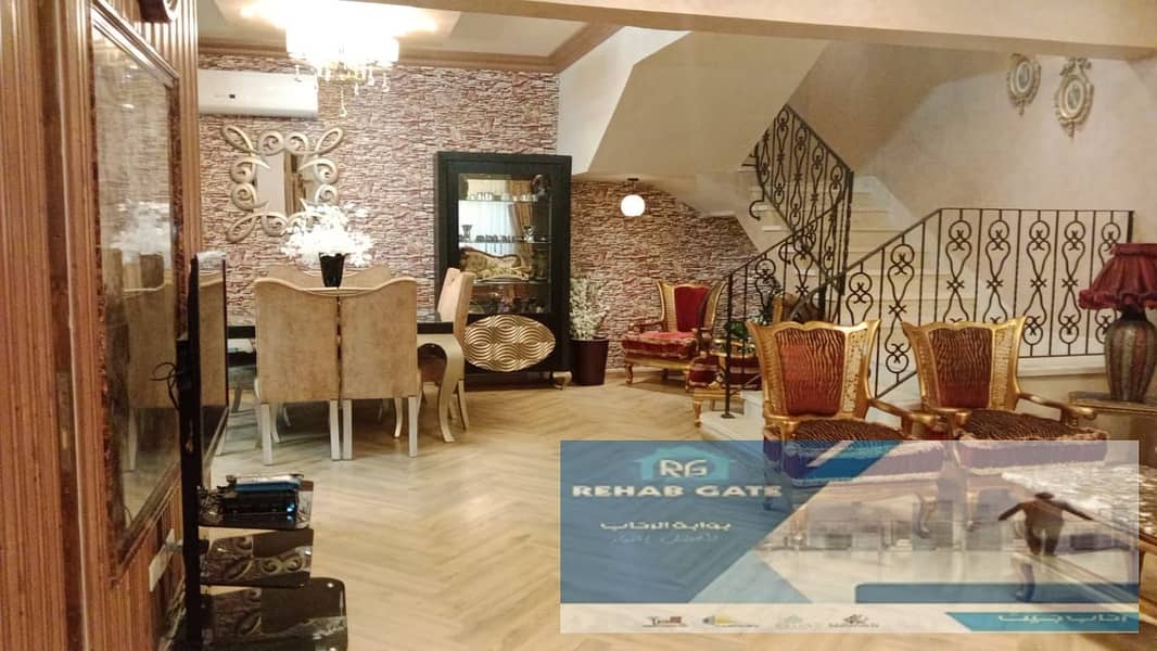 19 a355c286-3ffd-45f2-9a91-7f61917f609d. jpg