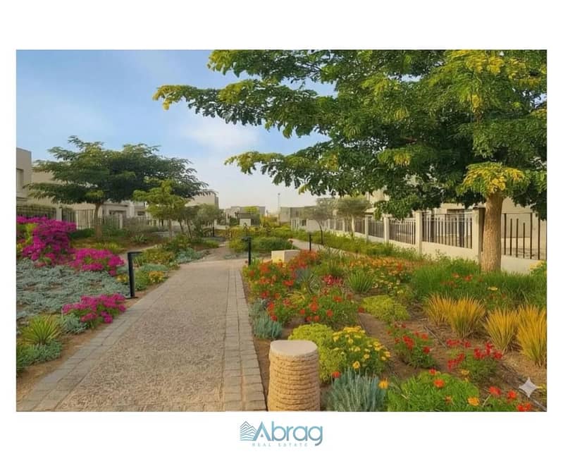 3 8223761-04f06o. jpg