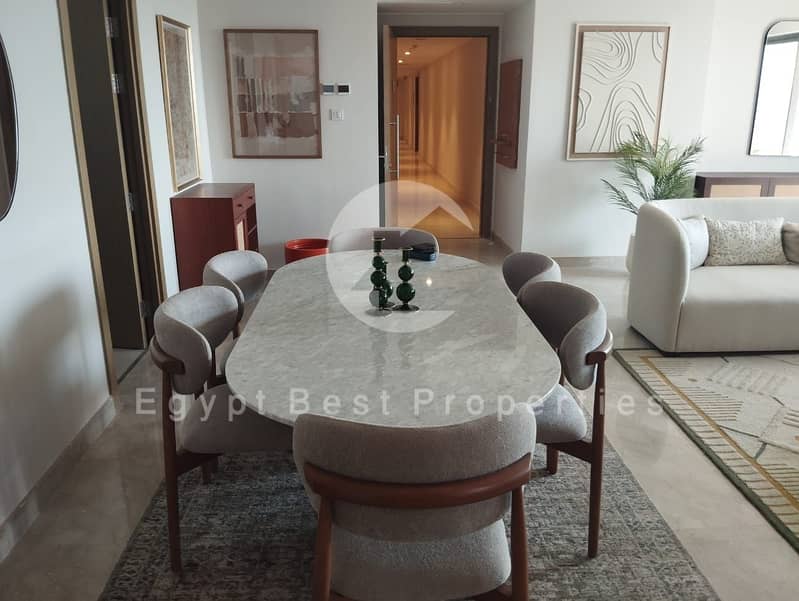 6 54363ddc-e0a5-455d-aede-6d1bd70194bd. jpeg