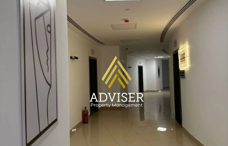 9 8284969-e7d82o. jpg