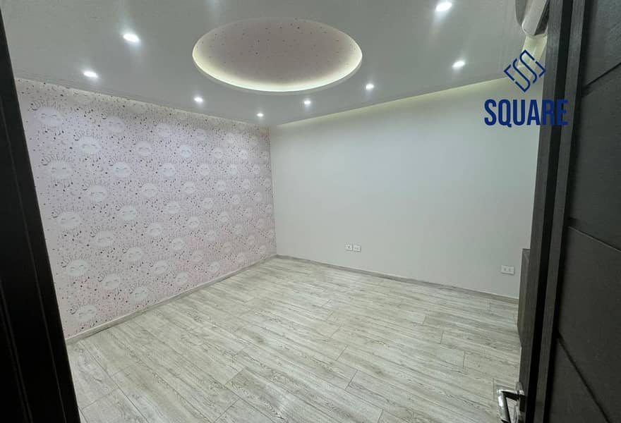 4 083a69d5-e4c3-4abc-8246-181bc042ee76. jpg