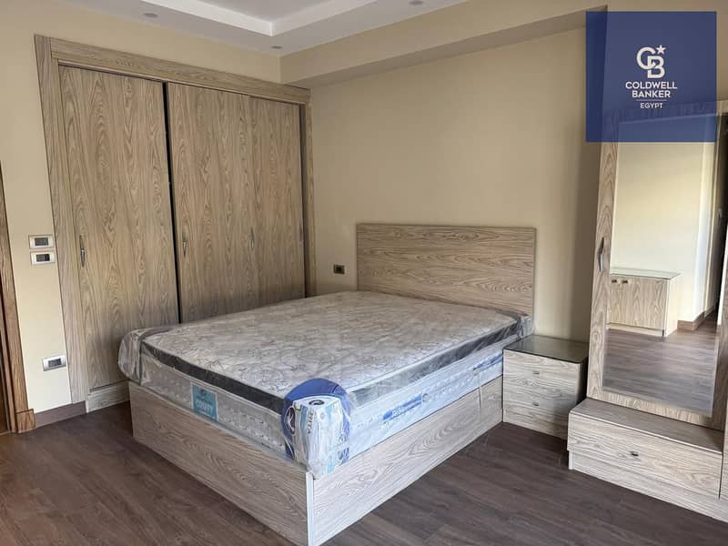 8 d7668c6f-de78-4ab5-bcdb-ed86c13d386d. jpeg